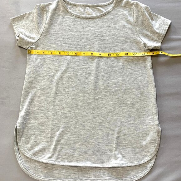 Athletic Works Xersion Girls Shirts Active Quick Dri Size 10/12 Rash Guard Red - Picture 11 of 13